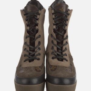 Louis Vuitton Taupe and Black Boots